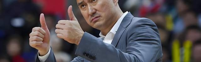 米兰体育app下载-朱芳雨豪言夺冠被打脸，广东止步8强，杜锋当代阿Q：我们11个冠军